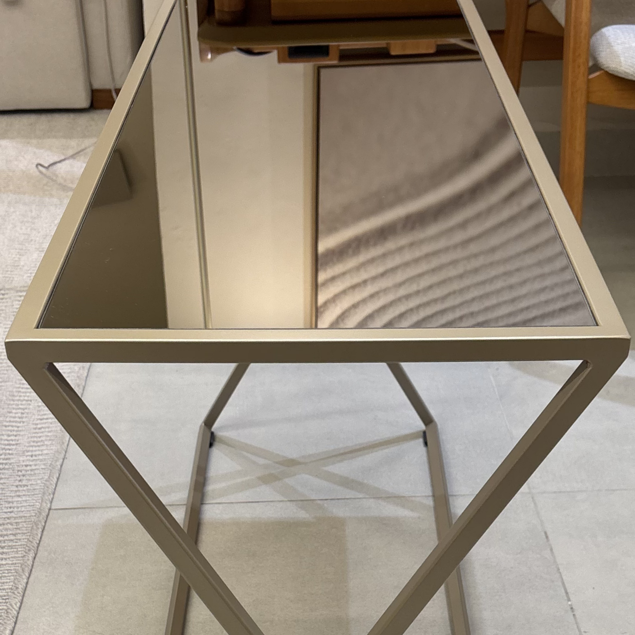 Mesa de Apoio Dallas
