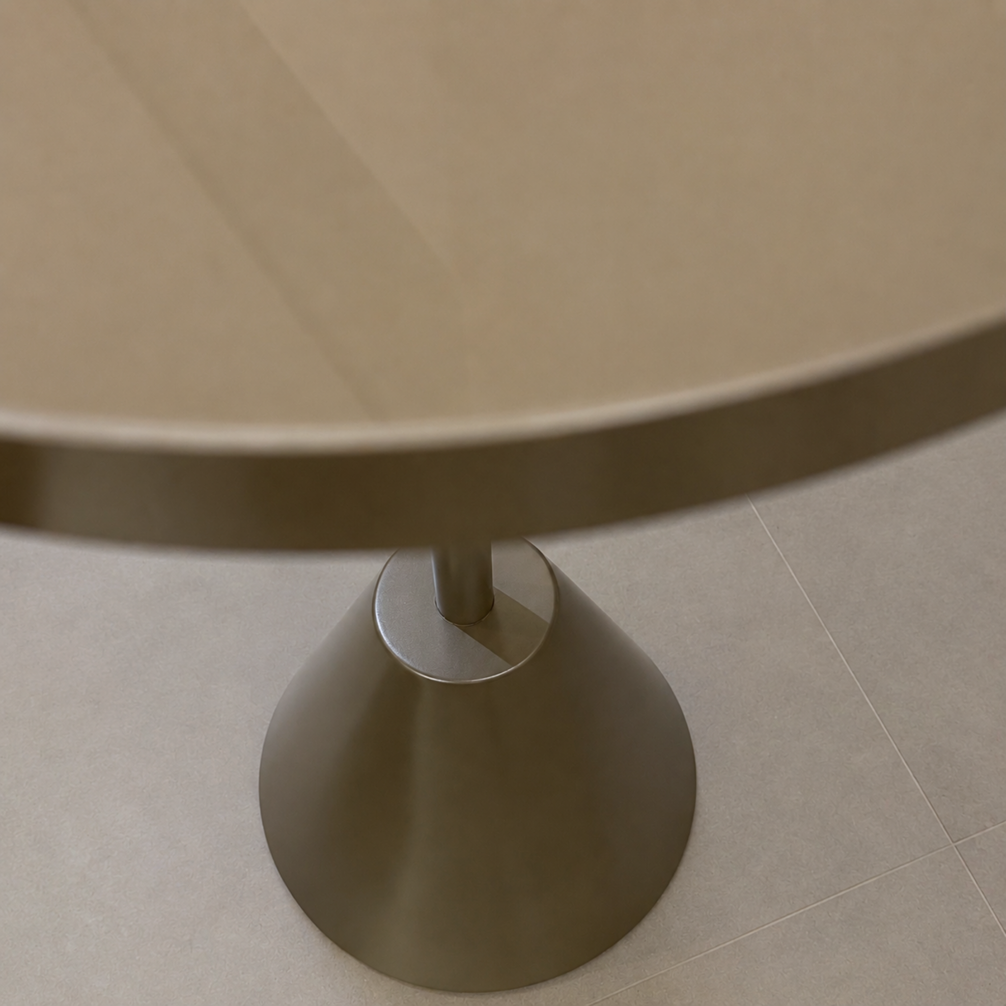 MESA LATERAL SHAZA M